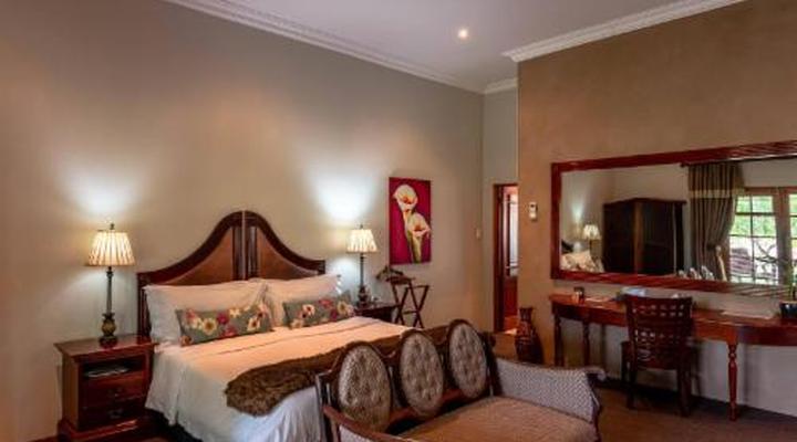 Mooiplaas Guest House