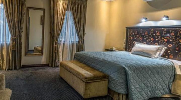 Constantia Manor Guest House