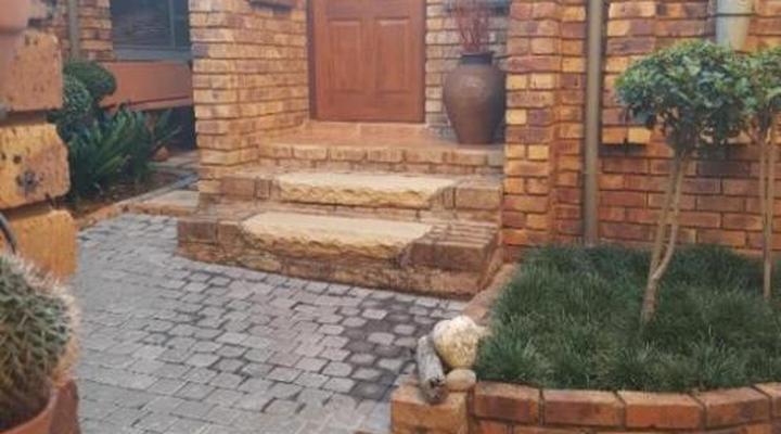 Chateau Vue Guesthouse