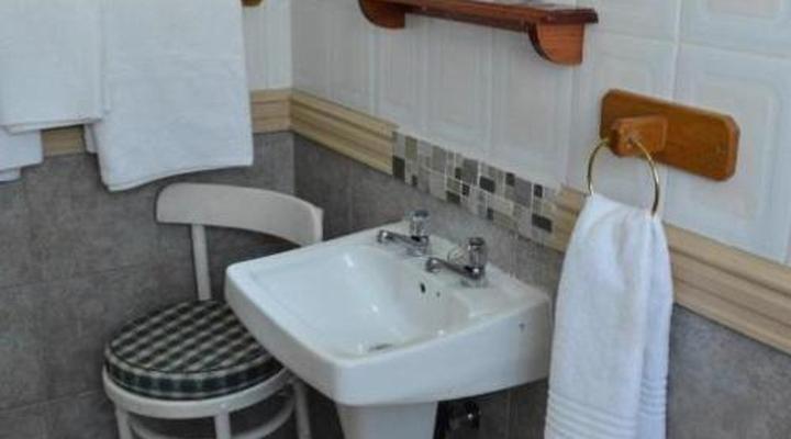 Le Chateau Guesthouse & Conference Centre