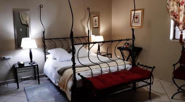 Le Chateau Guesthouse & Conference Centre