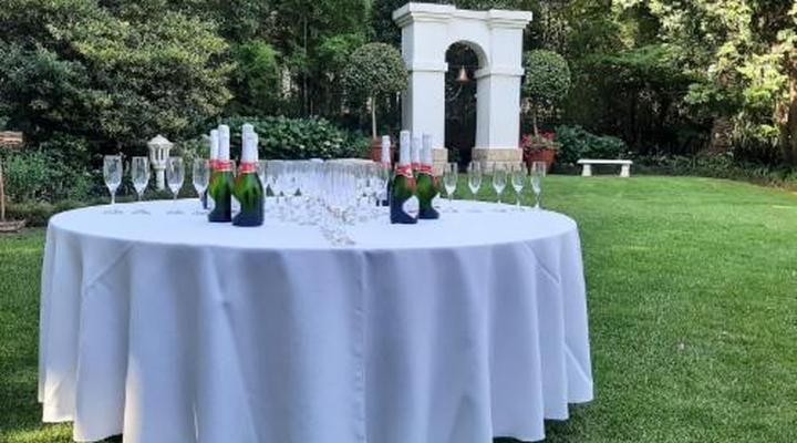 Le Chateau Guesthouse & Conference Centre