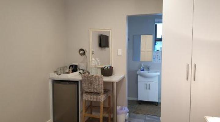 Melkbosch Guest House