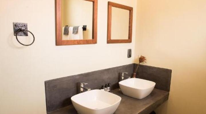 La Lechere Guest House