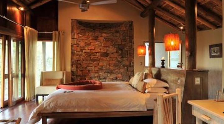 Buffalo Ridge Safari Lodge