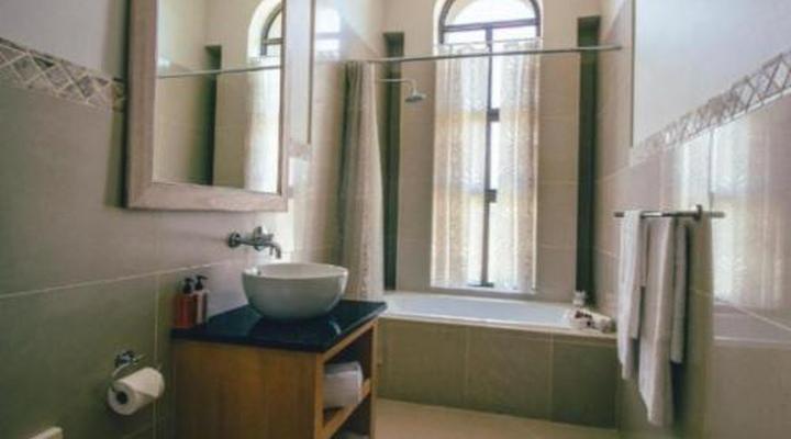 Castellon Guest House