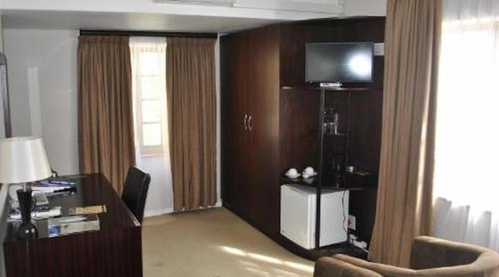 Cotswold House Guest House