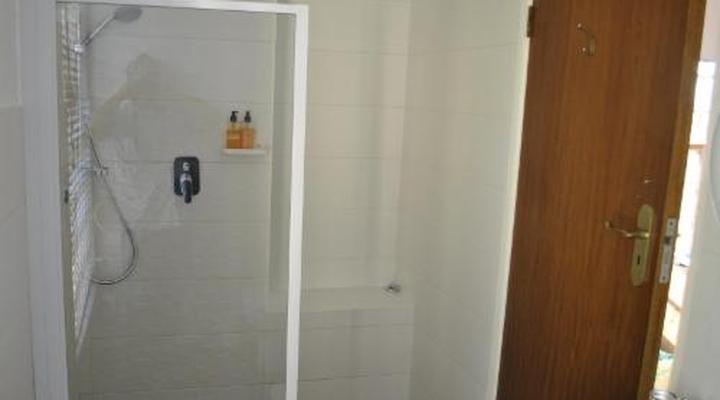 Cotswold House Guest House