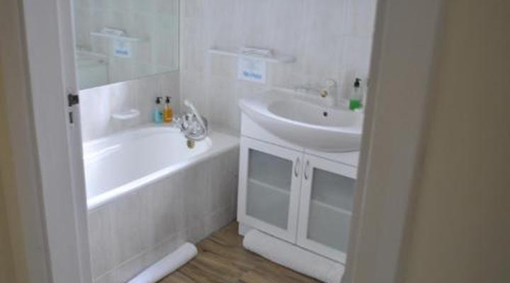 Cotswold House Guest House