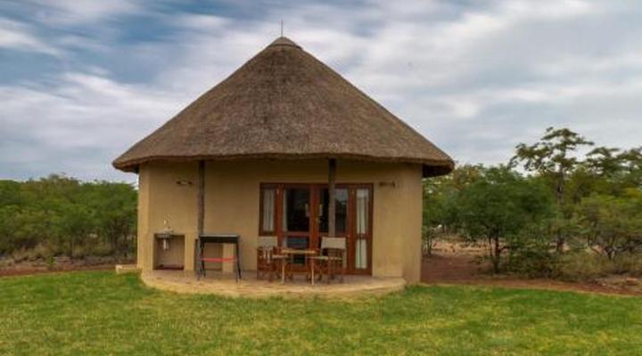 Mopane Bush Lodge