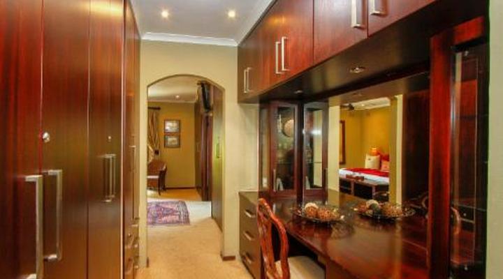 Five Burnham Guest House