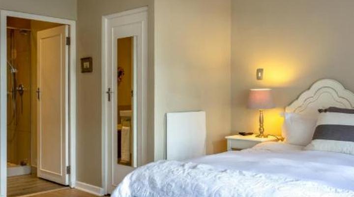 Whale Rock Luxury Lodge