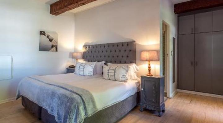 Whale Rock Luxury Lodge