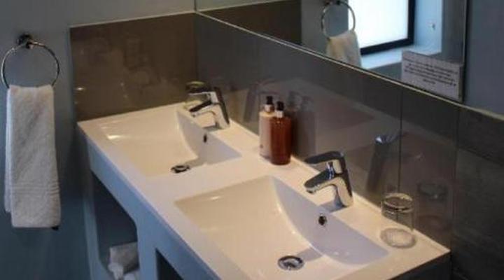 Whale Rock Luxury Lodge