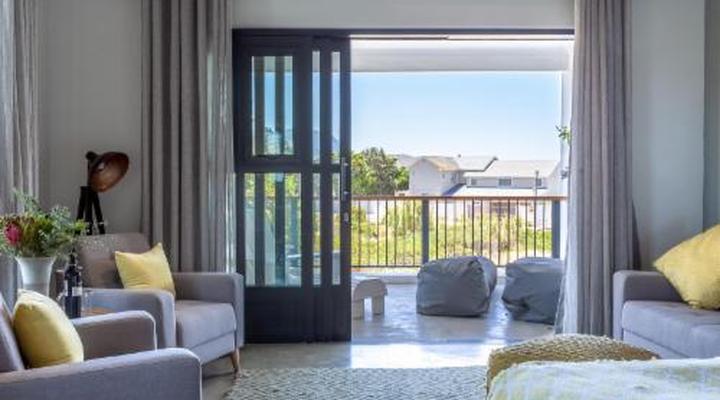 Whale Rock Luxury Lodge