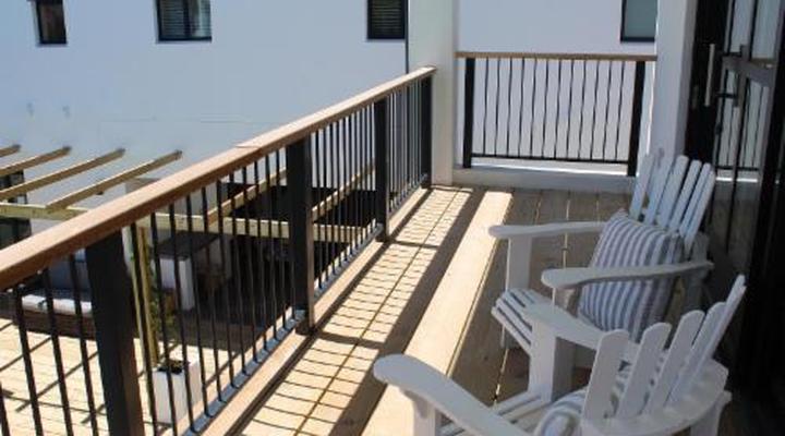 Whale Rock Luxury Lodge