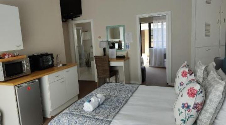 Palm Beach Guesthouse