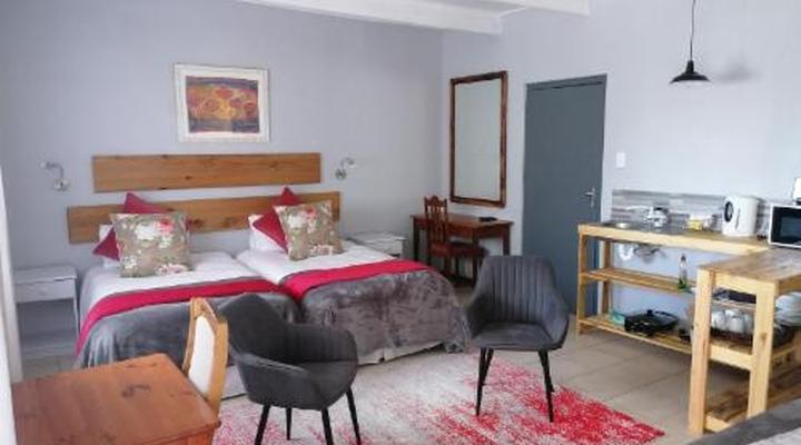 Aanhuizen Guest House