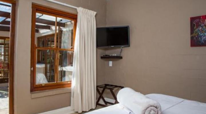 Summit Place Guest House 