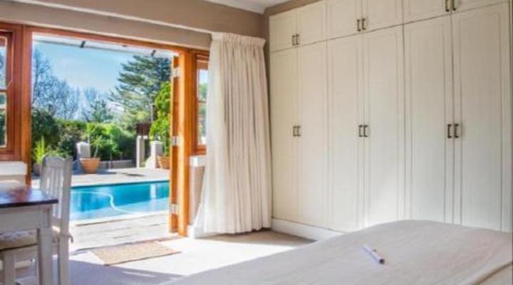 Summit Place Guest House 