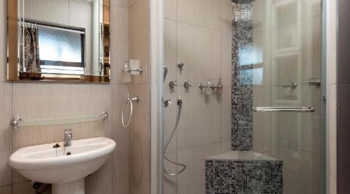 Dungbeetle River Lodge