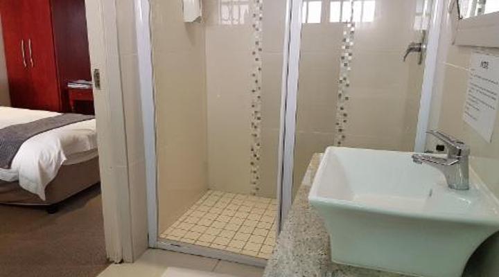 Sir Roy's Guest House