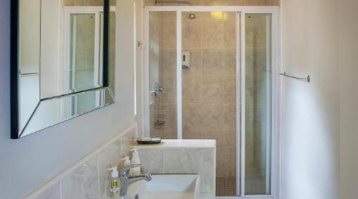 Sir Roy's Guest House