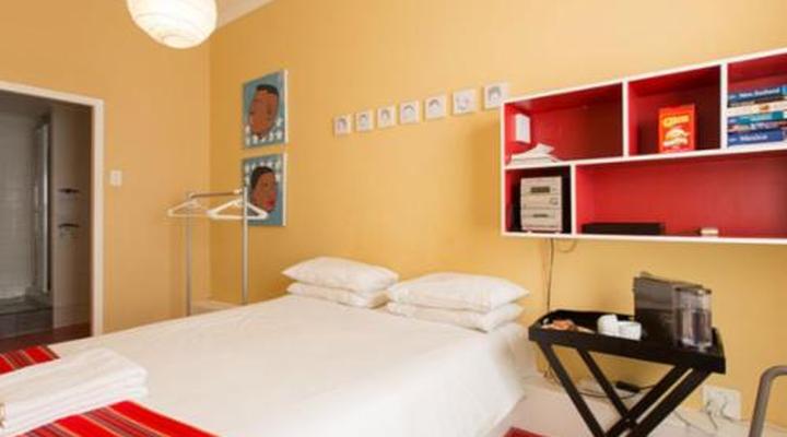 Daddy Long Legs Art Hotel