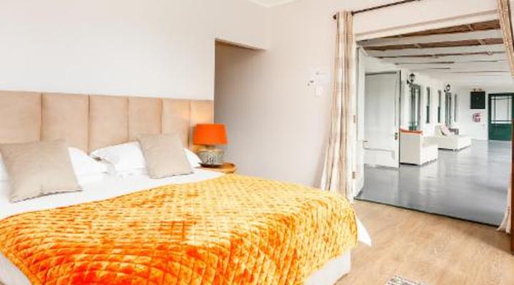 Lady Loch Country House