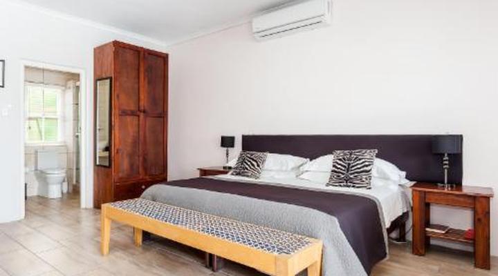 Lady Loch Country House