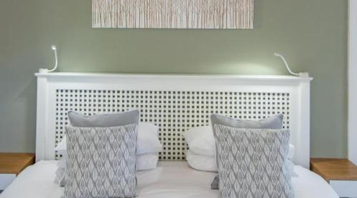 Ballinderry, The Robertson Guest House