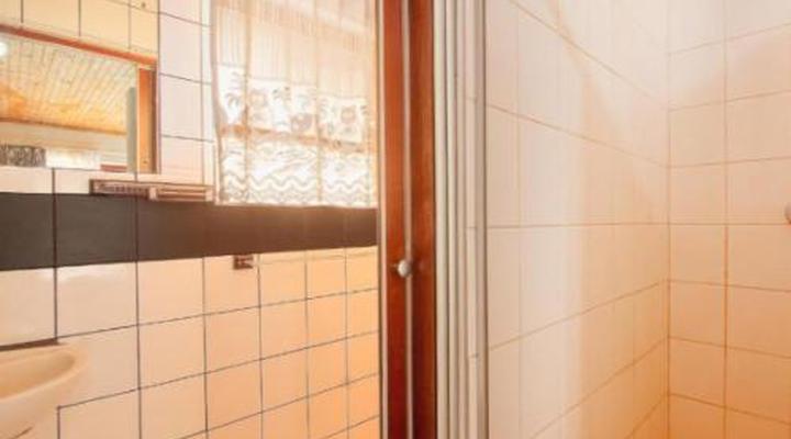 Airport Bird & Game Lodge