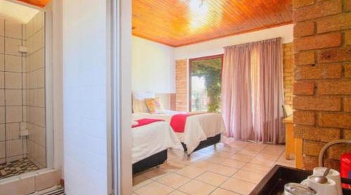 Airport Bird & Game Lodge