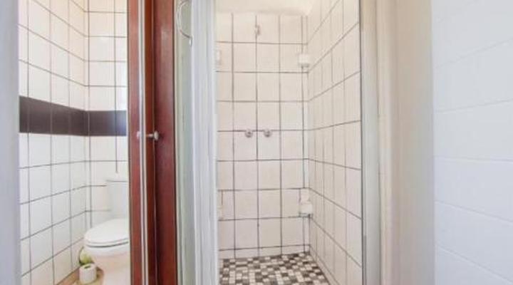 Airport Bird & Game Lodge