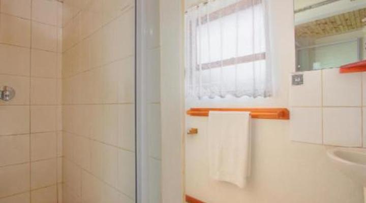 Airport Bird & Game Lodge