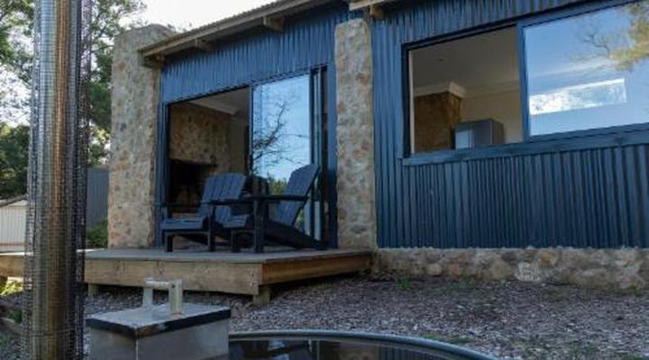 Oewerzicht Tented River Lodge & Farm Cottages