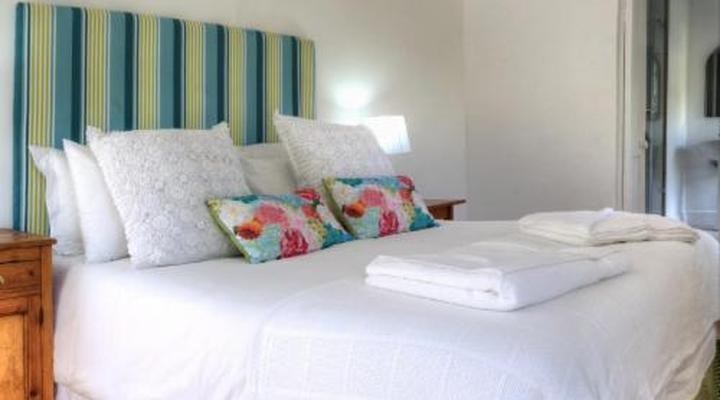 Oewerzicht Tented River Lodge & Farm Cottages