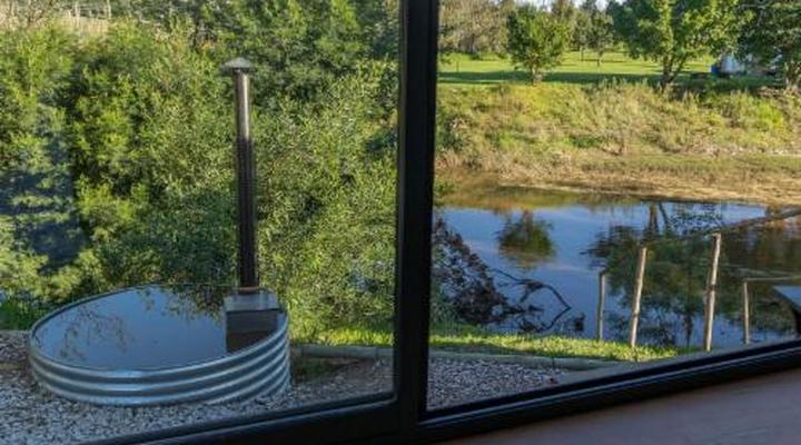 Oewerzicht Tented River Lodge & Farm Cottages