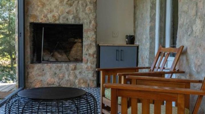 Oewerzicht Tented River Lodge & Farm Cottages