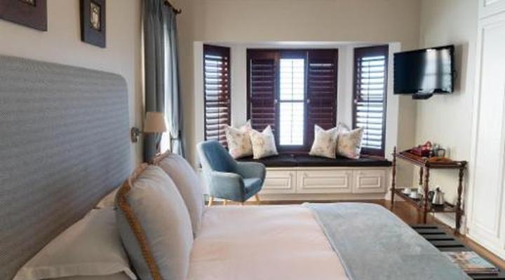 Admiralty Beach House