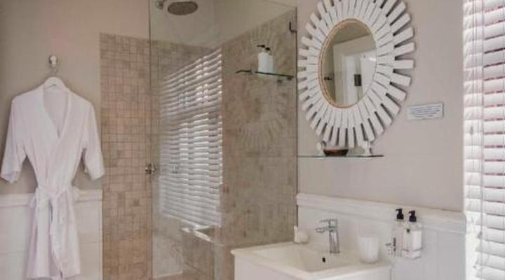 Admiralty Beach House