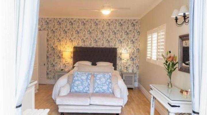 Admiralty Beach House