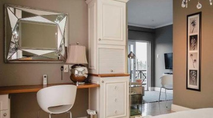 Admiralty Beach House