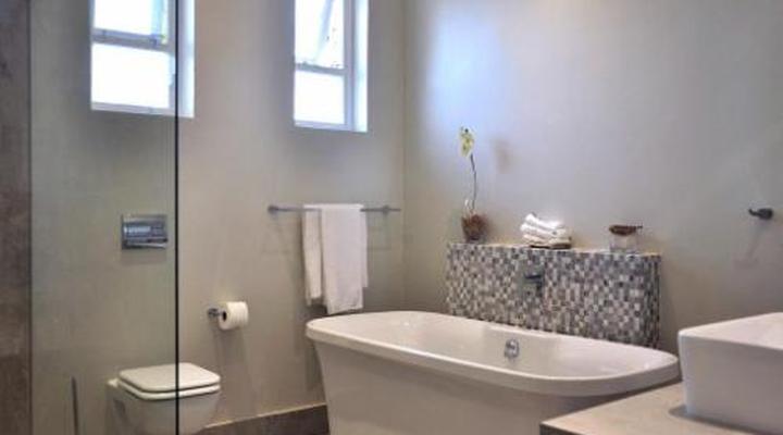 Admiralty Beach House