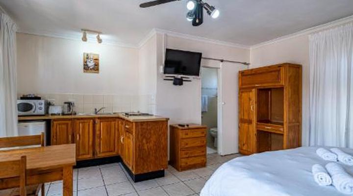 5 Third Avenue Guest House