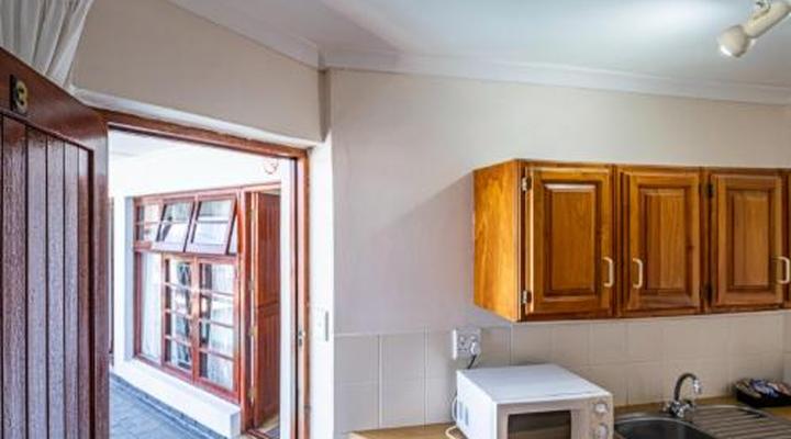 5 Third Avenue Guest House