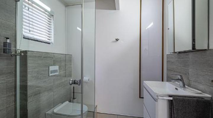 5 Third Avenue Guest House