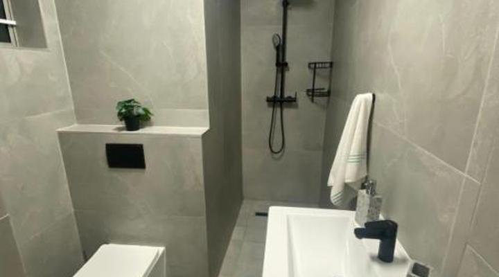 5 Third Avenue Guest House