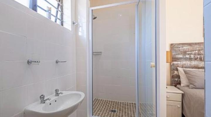 5 Third Avenue Guest House