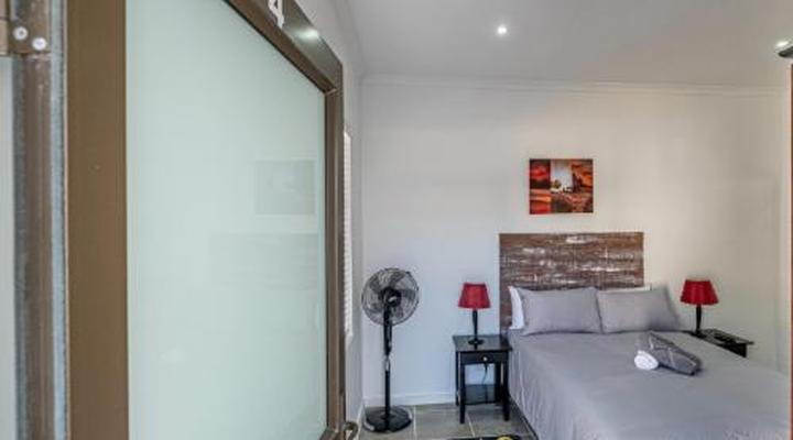 5 Third Avenue Guest House